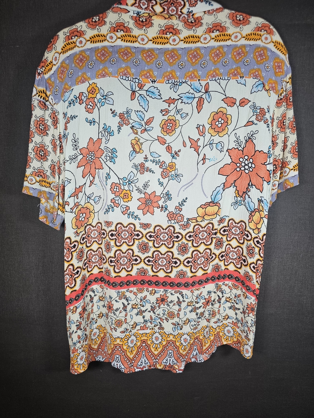 EARTHBOUND Coral & Light Blue Floral Button-Down Shirt - Picture 4 of 6